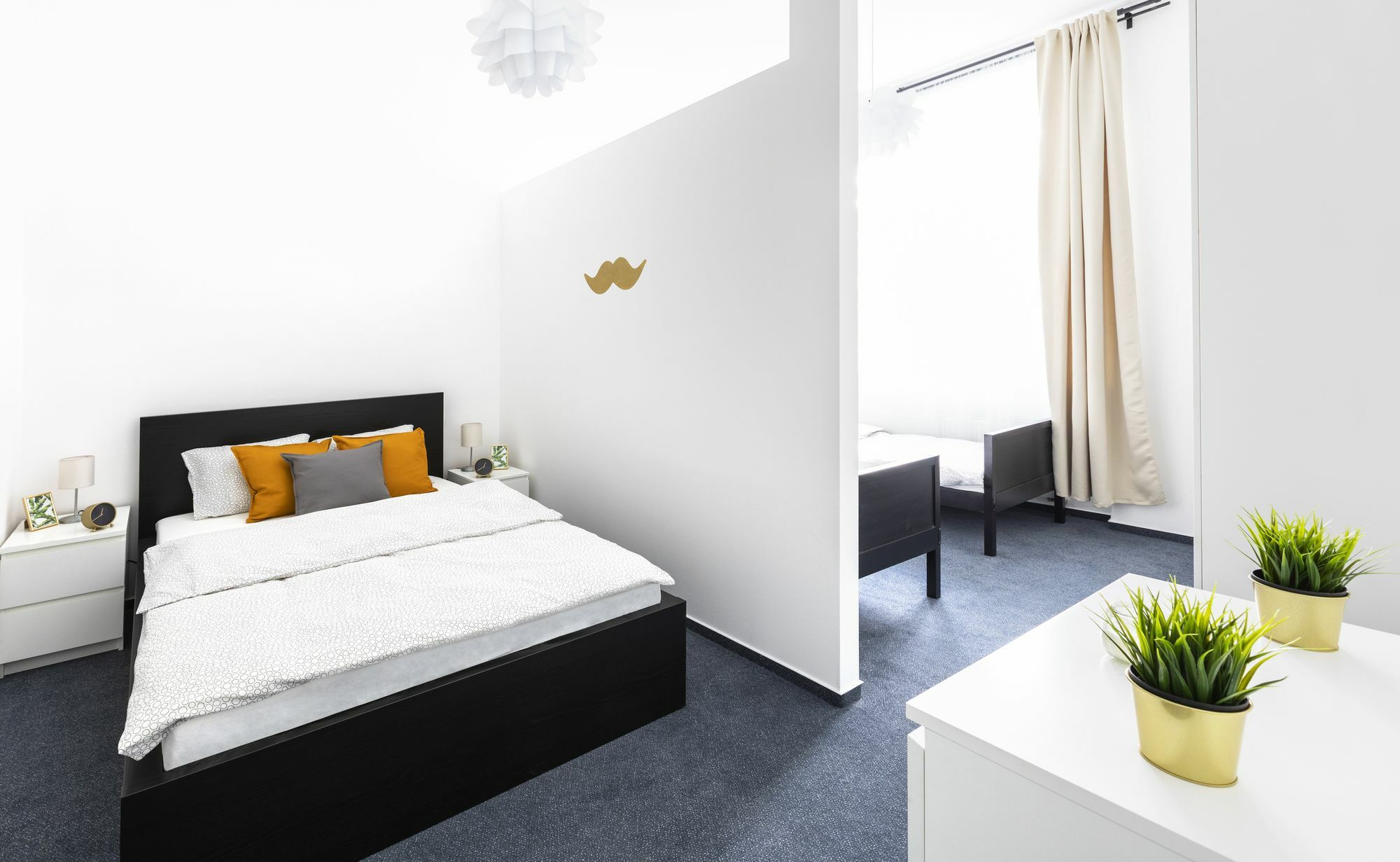 Little Tom Apartments Πράγα Εξωτερικό φωτογραφία