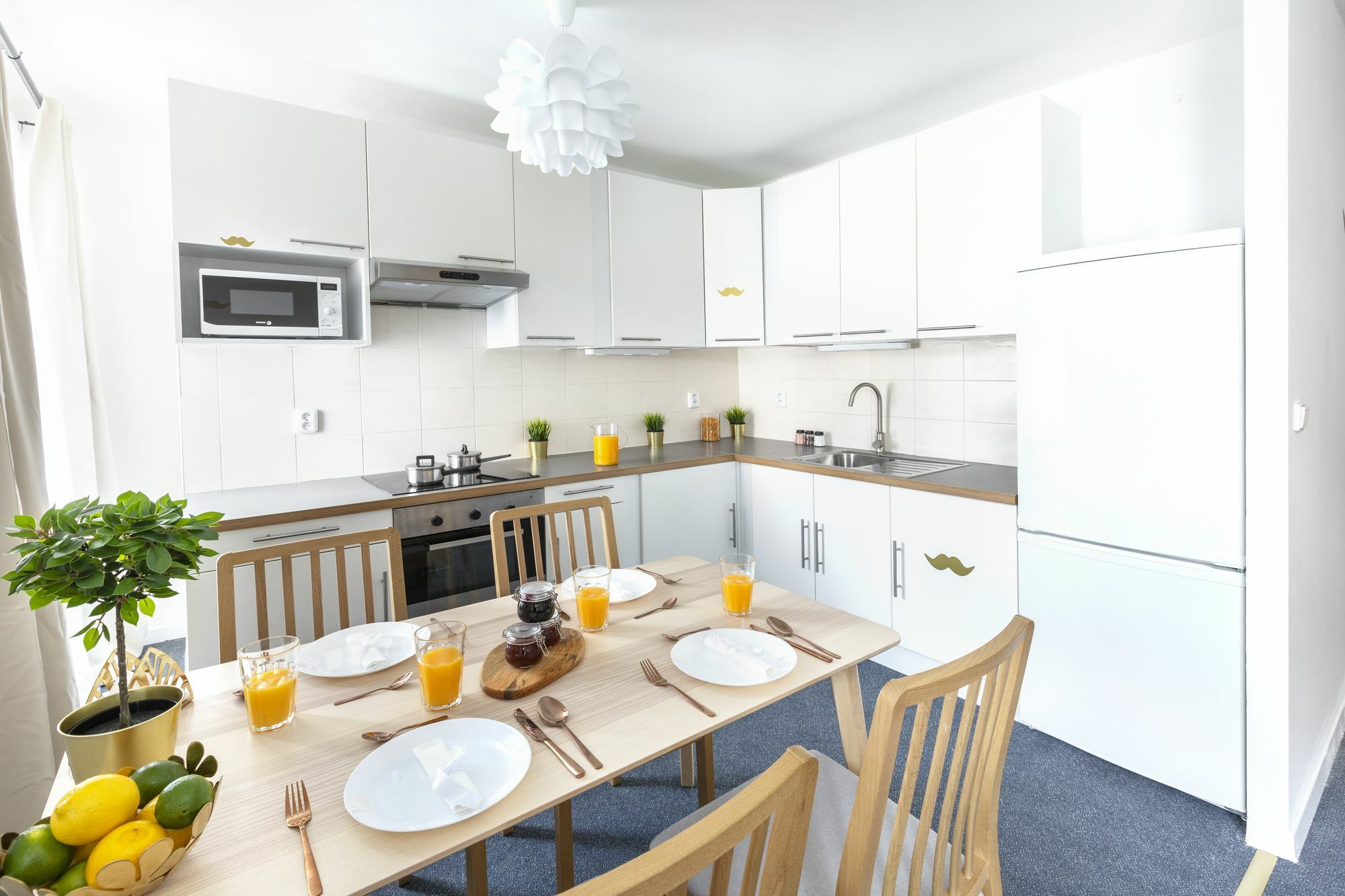 Little Tom Apartments Πράγα Εξωτερικό φωτογραφία