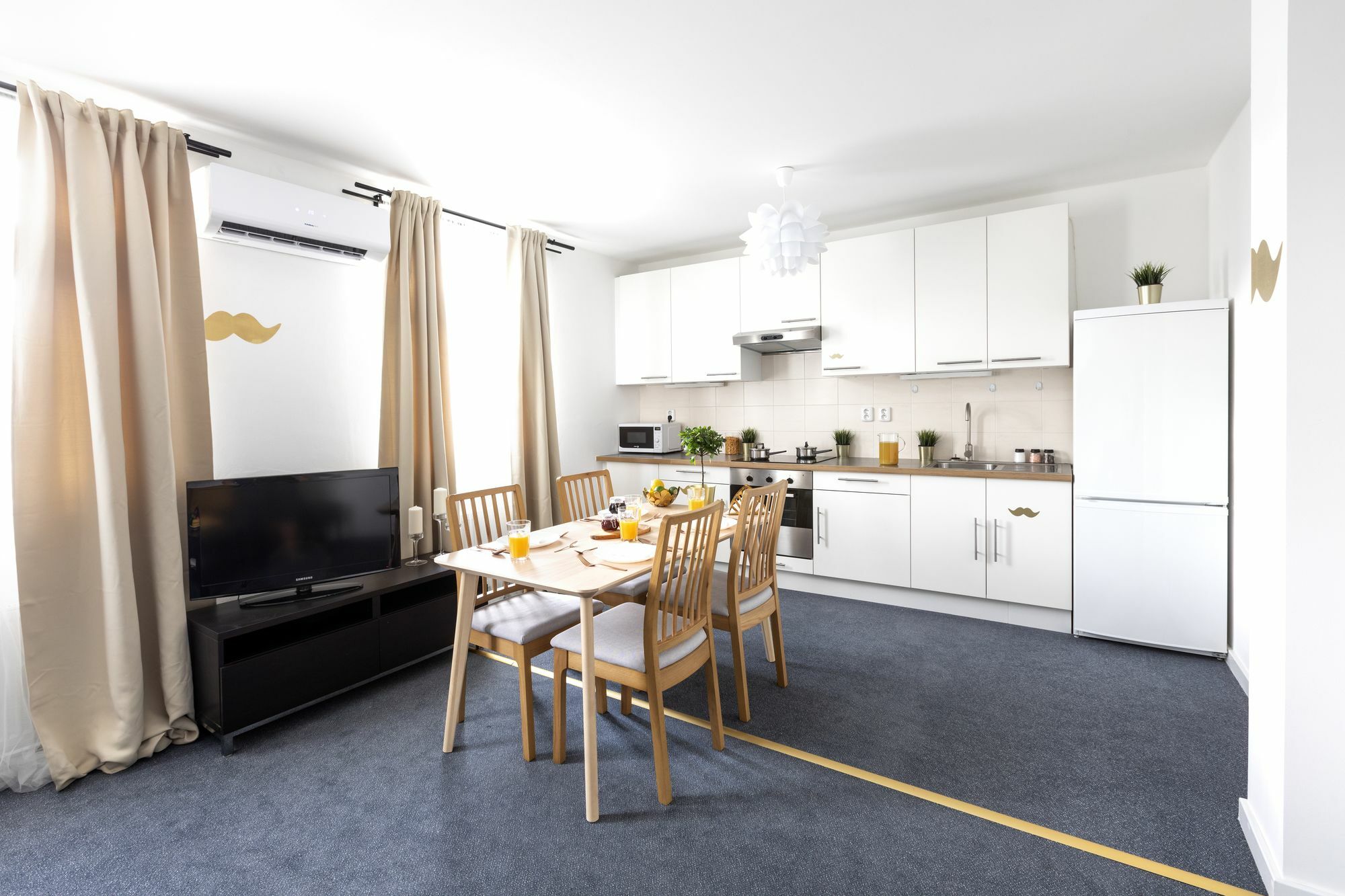 Little Tom Apartments Πράγα Εξωτερικό φωτογραφία